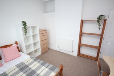 4 bed house, Jessie Road (ALL DOUBLE BEDROOMS), Southsea, Portsmouth, PO40EW - Image 7