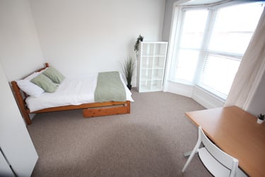 5 bed house, Jessie Road, Southsea, Portsmouth, PO40EW - Image 4