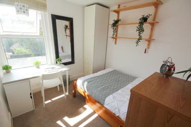 5 bed house, Wheatstone Road, Southsea, Portsmouth, PO40HY - Image 7