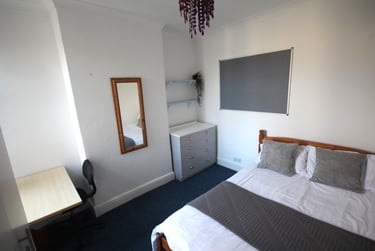 4 bed house, Percy Road, Southsea, Portsmouth, PO40BH - Image 5