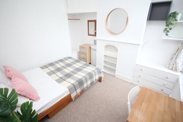 4 bed house, Lawson Road (ALL DOUBLE BEDROOMS), Southsea, Portsmouth, PO51SE - Image 6