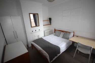 5 bed house, Harold Road (All DOUBLE BEDROOMS), Near university, Portsmouth, PO40LS - Image 8