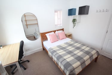 5 bed house, Fawcett Road (Popular Student Road), University of portsmouth, Portsmouth, PO40DP - Image 9
