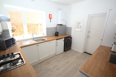 5 bed house, Telephone Road (popular student road), Near university, Portsmouth, PO40AZ - Image 5