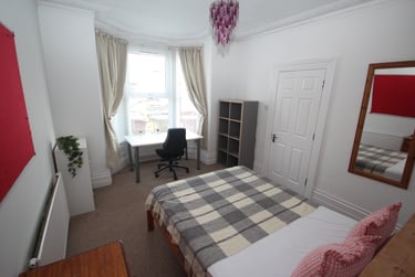 5 bed house, Fawcett Road (Popular Student Road), University of portsmouth, Portsmouth, PO40DP - Image 10