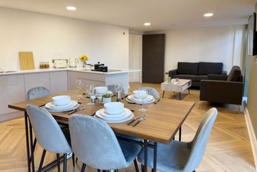 1 bed flat, Oldham Place, City Centre, Liverpool, L12TD - Image 1