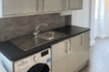 6 bed house, Alfred Street, Plasnewydd, Cardiff, CF244TY - Image 3