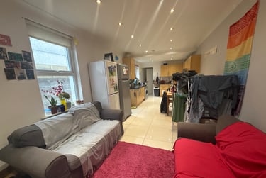 5 bed house, Moy Road, Plasnewydd, Cardiff, CF244TF - Image 2