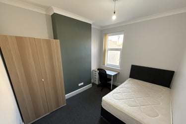 6 bed house, Alfred Street, Plasnewydd, Cardiff, CF244TY - Image 1