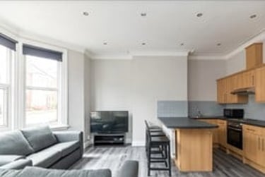 4 bed flat, Shortridge Terrace, Jesmond, Newcastle, NE22JH - Image 2