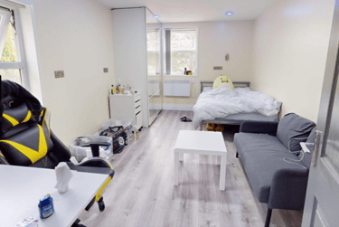 1 bed studio, Constance Road, Balsall Heath, Birmingham, B57RB - Image 1