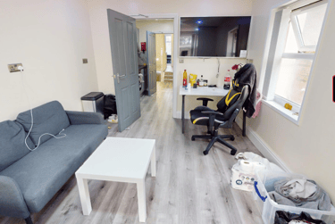 1 bed studio, Constance Road, Balsall Heath, Birmingham, B57RB - Image 2