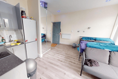1 bed studio, Constance Road, Balsall Heath, Birmingham, B57RB - Image 4