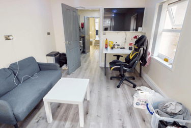 1 bed studio, Constance Road, Balsall Heath, Birmingham, B57RB - Image 4