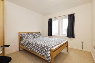 2 bed flat, Olympian Court, Layerthorpe, York, YO103UE - Image 4