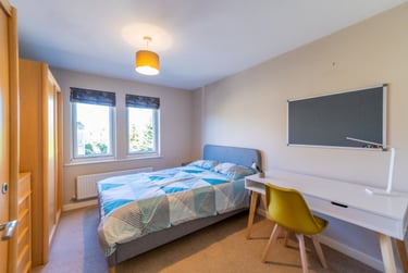 2 bed flat, Olympian Court, Layerthorpe, York, YO103UA - Image 5