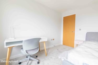 2 bed flat, Olympian Court, Layerthorpe, York, YO103UA - Image 7
