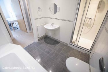 2 bed flat, Lawrence Street, Layerthorpe, York, YO103EU - Image 8