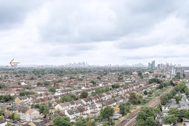 2 bed flat, Teal Road, Ilford, London, IG38FS - Image 7