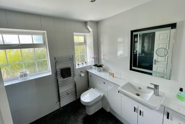 4 bed house, Rosebarn Lane, Mount Pleasant, Exeter, EX45DX - Image 2