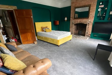 8 bed house, Kingsholm Road, Kingsholm, Gloucester, GL13BB - Image 1