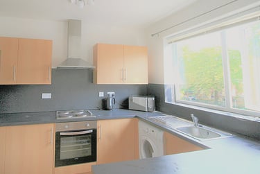 3 bed flat, Daisy Bank Road, Victoria Park, Manchester, M145GL - Image 4