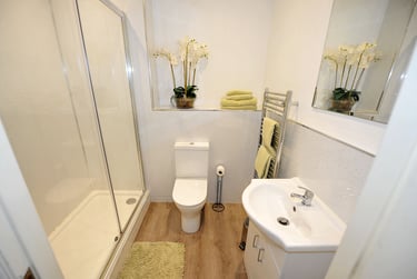 2 bed flat, Hadfield Close, Victoria Park, Manchester, M145LY - Image 7