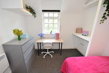 2 bed flat, Hadfield Close, Victoria Park, Manchester, M145LY - Image 10