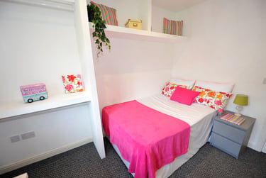 2 bed flat, Hadfield Close, Victoria Park, Manchester, M145LY - Image 11