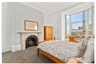 9 bed house, North Hill, Plymouth, PL48HW - Image 1