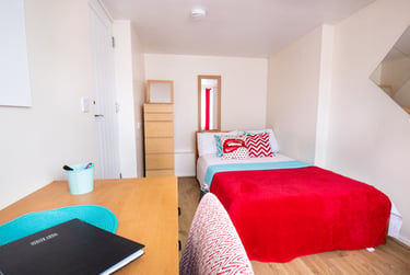 6 bed house, Ulcombe Gardens, Hales Place, Canterbury, CT27QY - Image 6