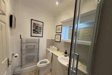 2 bed flat, Royal Mint Street, Aldgate, London, E18LG - Image 7