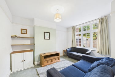 4 bed house, Coombe Road, Bevendean, Brighton, BN24EE - Image 1
