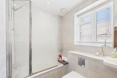 1 bed flat, Western Road, City Centre, Brighton, BN12AJ - Image 8