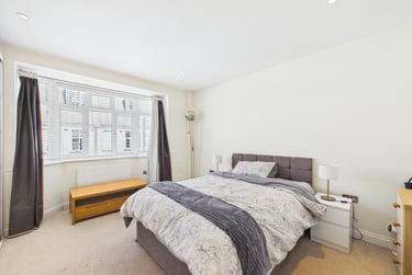 1 bed flat, Western Road, City Centre, Brighton, BN12AJ - Image 2