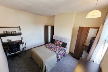 7 bed house, Fishponds Road, Fishponds, Bristol, BS163XA - Image 1
