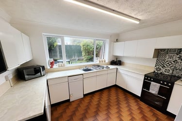 6 bed house, Staple Hill Road, Fishponds, Bristol, BS165BP - Image 3