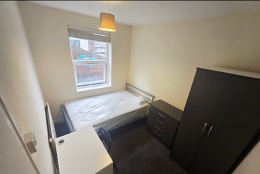 7 bed house, Fishponds Road, Fishponds, Bristol, BS163XA - Image 3