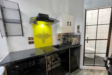 1 bed studio, Banff Road, Rusholme, Manchester, M145TA - Image 1