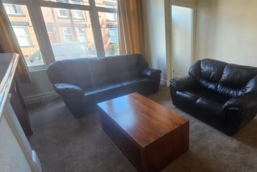 4 bed house, Winfield Terrace, Woodhouse, Leeds, LS29BD - Image 4