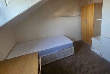 4 bed house, Winfield Terrace, Woodhouse, Leeds, LS29BD - Image 14