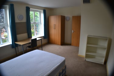 4 bed flat, Woodhouse Street, Woodhouse, Leeds, LS62PY - Image 8