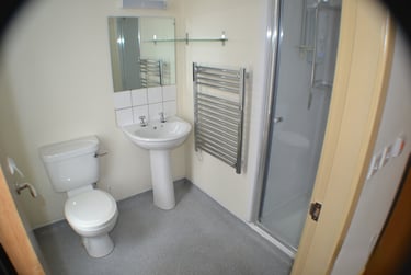 4 bed flat, Woodhouse Street, Woodhouse, Leeds, LS62PY - Image 2