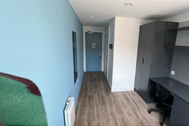 1 bed flat, Lower Bristol Road, Twerton, Bath, BA21FH - Image 8