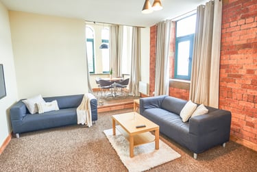 2 bed flat, Legrams Lane, Manningham, Bradford, BD71NH - Image 3