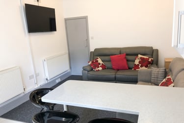 5 bed house, Harrow Road, Selly Park, Birmingham, B297DN - Image 2