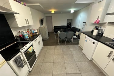 6 bed house, Arley Road, Selly Park, Birmingham, B297BQ - Image 5