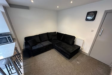 6 bed house, Exeter Road, Selly Park, Birmingham, B296EX - Image 4