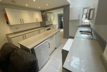 6 bed house, Alton Road, Selly Park, Birmingham, B297DX - Image 1