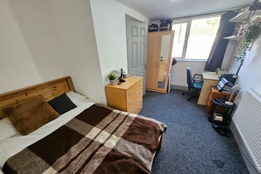 2 bed flat, Hobson Road, Selly Park, Birmingham, B297QA - Image 4